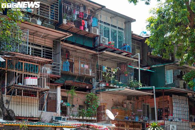 Ma trận chuồng cọp san sát ở Hà Nội: Những khung sắt nhốt người trong hỏa hoạn-1