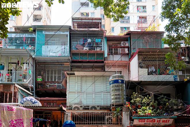 Ma trận chuồng cọp san sát ở Hà Nội: Những khung sắt nhốt người trong hỏa hoạn-6