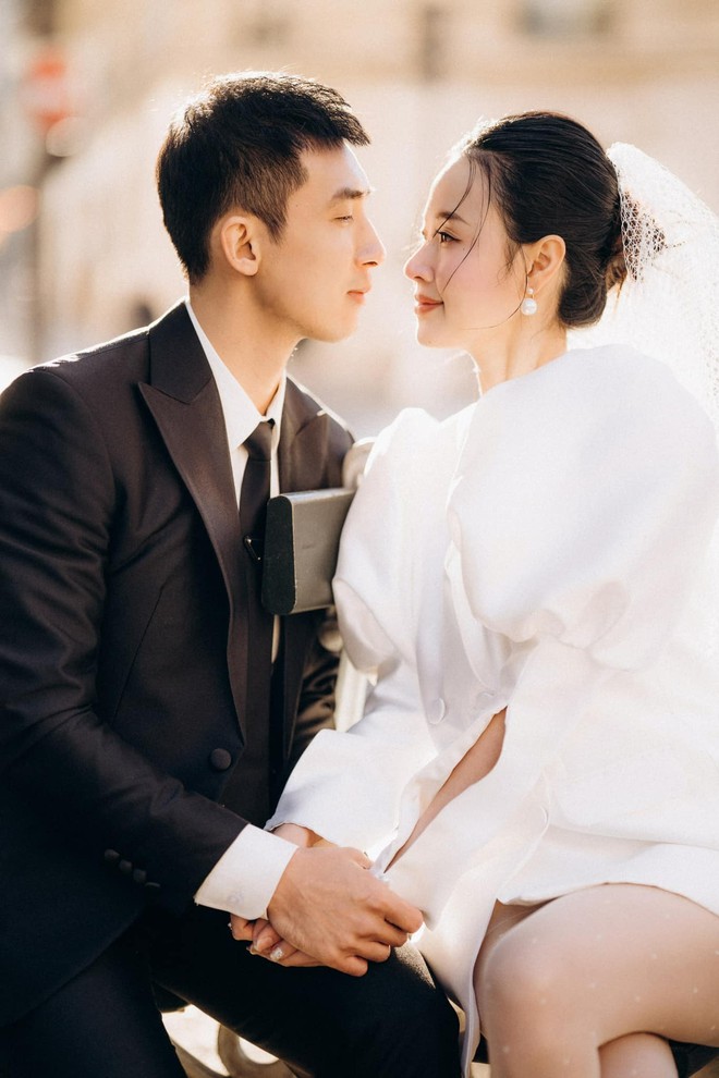 Thông tin hiếm lễ ăn hỏi của Midu, đã đặt may riêng tới 40 bộ áo dài-9