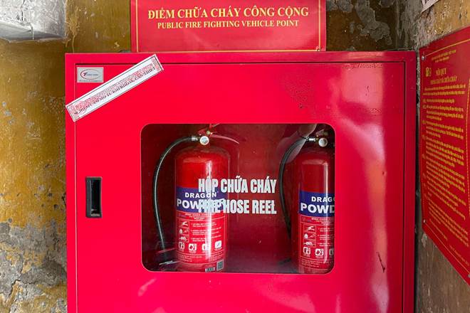 Ma trận chuồng cọp san sát ở Hà Nội: Những khung sắt nhốt người trong hỏa hoạn-8