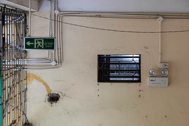 Ma trận chuồng cọp san sát ở Hà Nội: Những khung sắt nhốt người trong hỏa hoạn-24