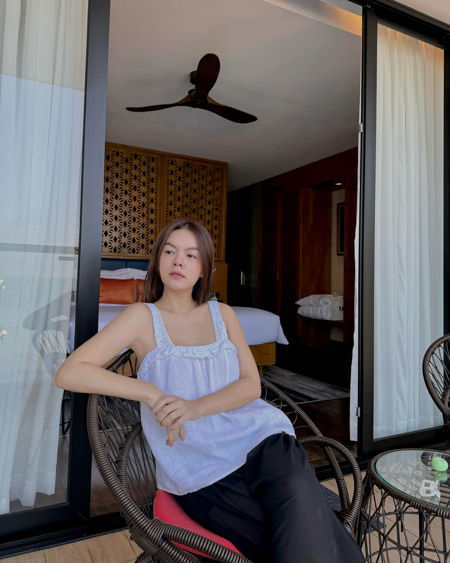 Phạm Quỳnh Anh gợi ý 10 set đồ đơn giản giúp phụ nữ trên 40 tuổi trẻ hóa phong cách-6