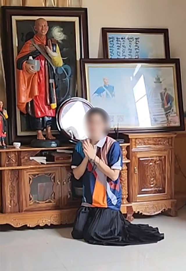 Mệt mỏi vì tiếp khách không mời, mẹ ông Thích Minh Tuệ mong con trai được sang Ấn Độ tu tập-1