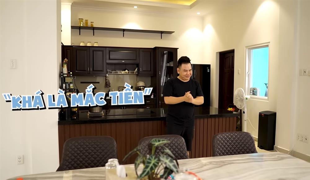 Công khai ly hôn streamer giàu nhất Việt Nam, dời biệt thự bạc tỷ Xoài Non hiện sống ra sao?-8