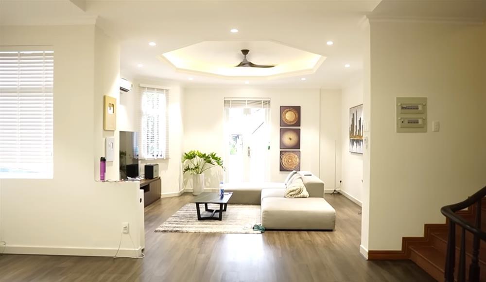 Công khai ly hôn streamer giàu nhất Việt Nam, dời biệt thự bạc tỷ Xoài Non hiện sống ra sao?-9