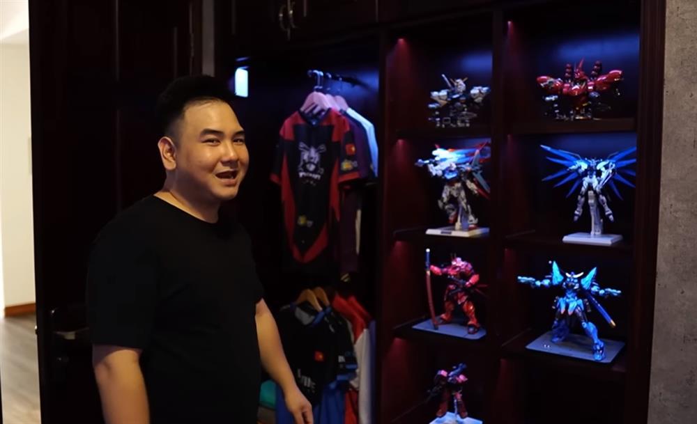 Công khai ly hôn streamer giàu nhất Việt Nam, dời biệt thự bạc tỷ Xoài Non hiện sống ra sao?-13