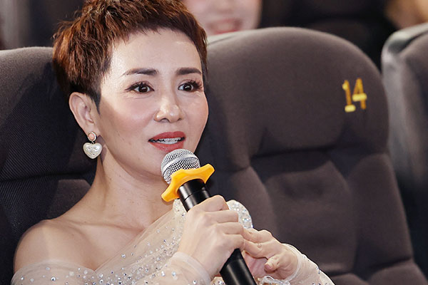 Nhan sắc xinh đẹp không thua gì hot girl của con gái nữ hoàng Wushu Thúy Hiền-10