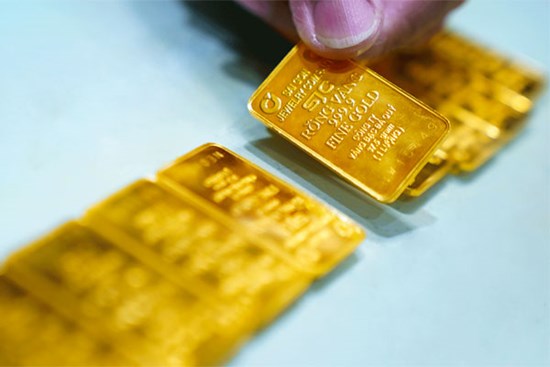 Giá vàng hôm nay 19/6/2024 lao dốc rồi vọt tăng