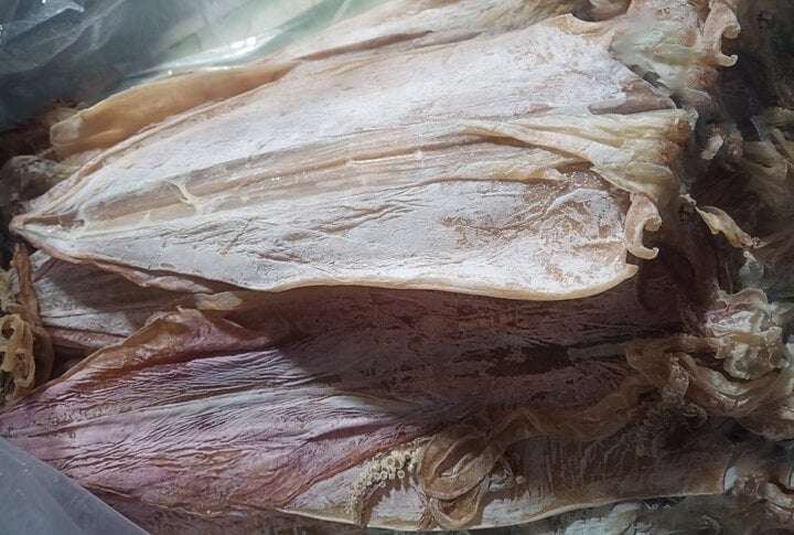 Mua mực khô nên chọn con to hay con nhỏ?-3