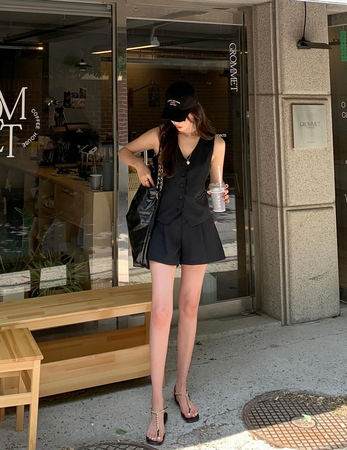 5 mẫu quần short giúp chân thon thả hơn, phù hợp để diện xuống phố lẫn đi du lịch-6