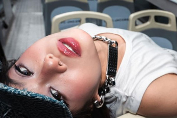 Lại thêm MV nhạc Việt bị chỉ trích quá gợi dục-5