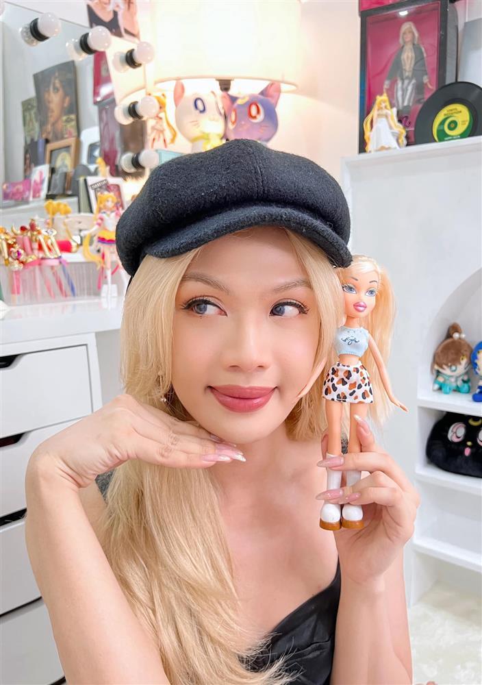 Chàng trai The Voice ngày nào lần đầu khoe... đôi gò bồng đảo mới nâng cấp, sống trong căn nhà ấn tượng-8