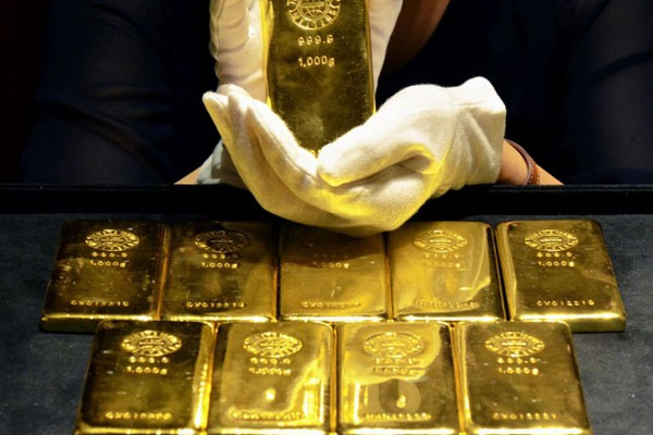 Các nước đổ xô mua vàng bất chấp giá leo thang-1