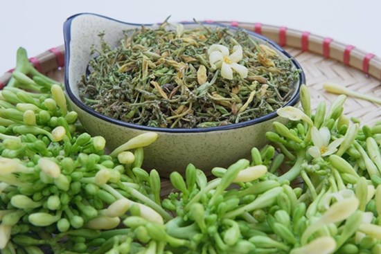 Việt Nam có 1 loại hoa phơi khô là vị thuốc quý giúp kiểm soát đường huyết, bổ máu, nhuận tràng, tốt cho thận