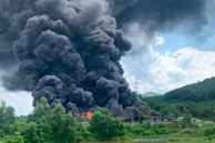 Cháy lớn tại xưởng sản xuất bao bì rộng 1.900 m2 ở Quảng Nam