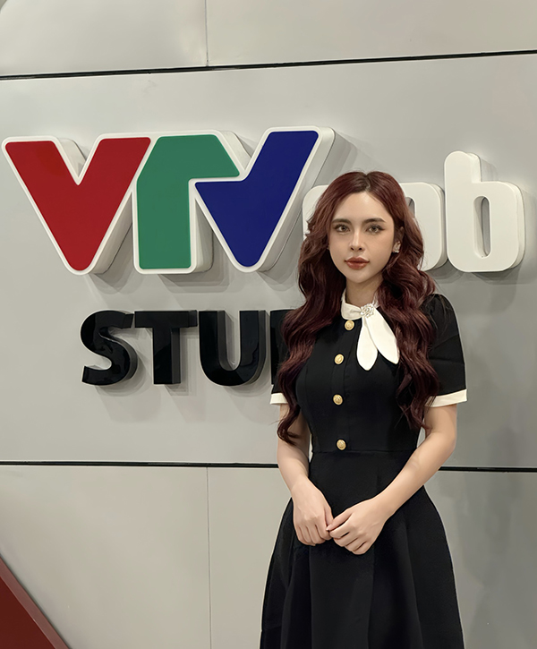 Sắc vóc đời thực của MC Euro Tú Anh-2