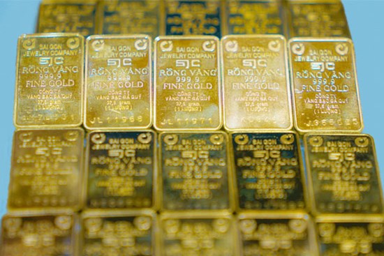 Giá vàng hôm nay 22/6/2024 bất ngờ lao dốc