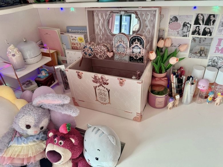 Học cách rèn con đỉnh cao của MC Diệp Chi qua căn phòng màu hồng siêu ngăn nắp-6