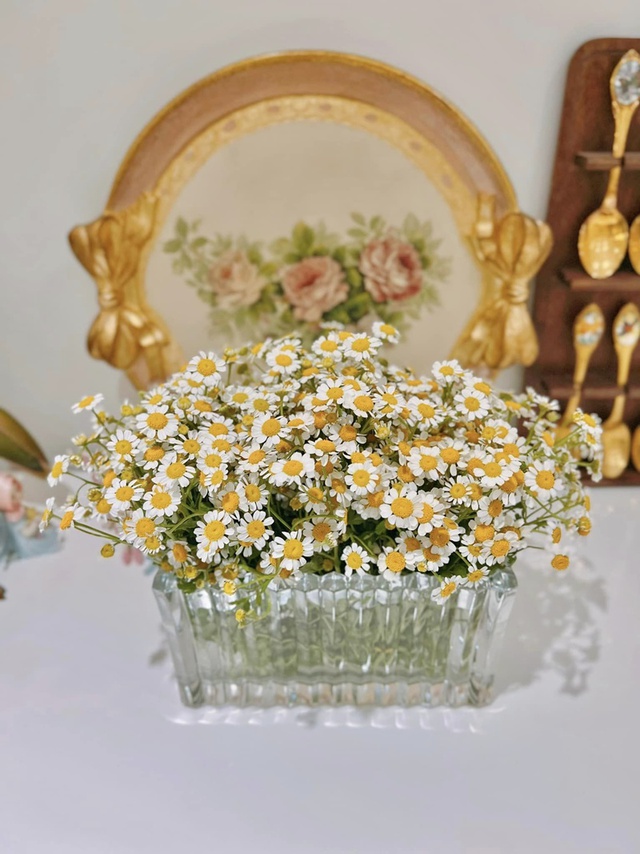 Học cách rèn con đỉnh cao của MC Diệp Chi qua căn phòng màu hồng siêu ngăn nắp-34