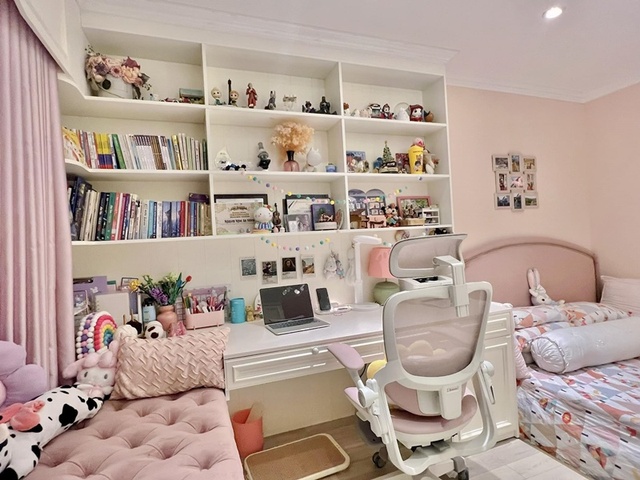 Học cách rèn con đỉnh cao của MC Diệp Chi qua căn phòng màu hồng siêu ngăn nắp-14
