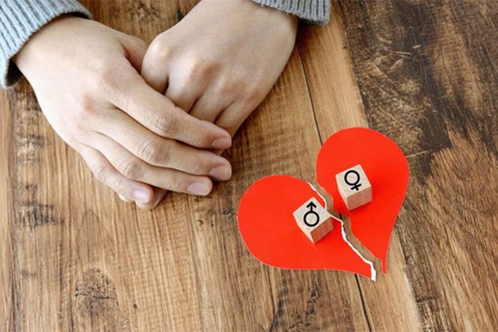 Trong hôn nhân, im lặng có khi là một sự hủy hoại