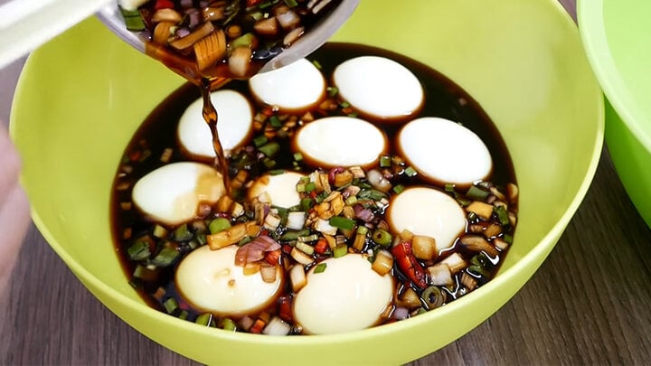 Cách làm trứng ngâm tương thơm ngon đơn giản-1