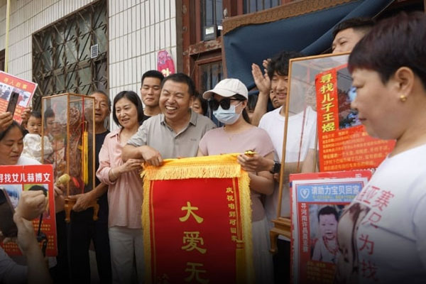 Phi hành gia Mỹ mắc kẹt ở trạm vũ trụ chưa biết ngày về-2