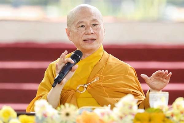 Người phụ nữ tử vong do đất trên cao tốc sạt lở-2