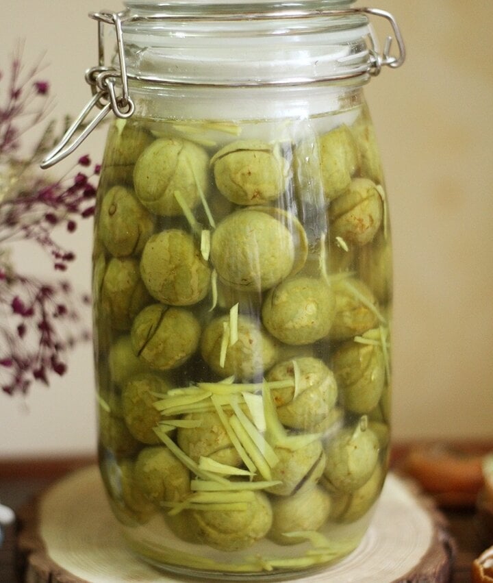 Cách ngâm sấu giòn ngọt đơn giản-3