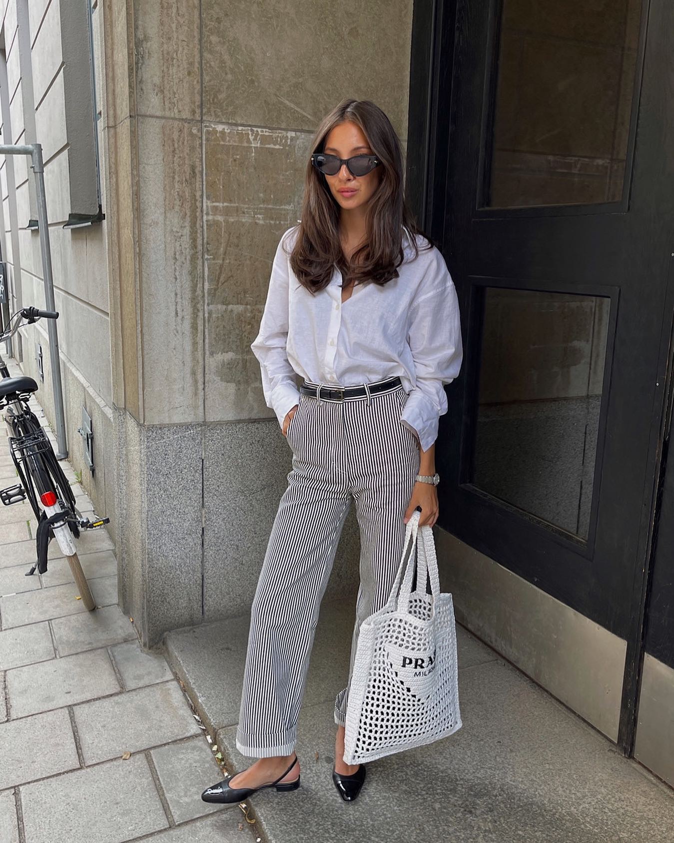 10 cách diện quần ống đứng theo style tối giản mà vẫn trẻ trung, sang xịn mịn-2