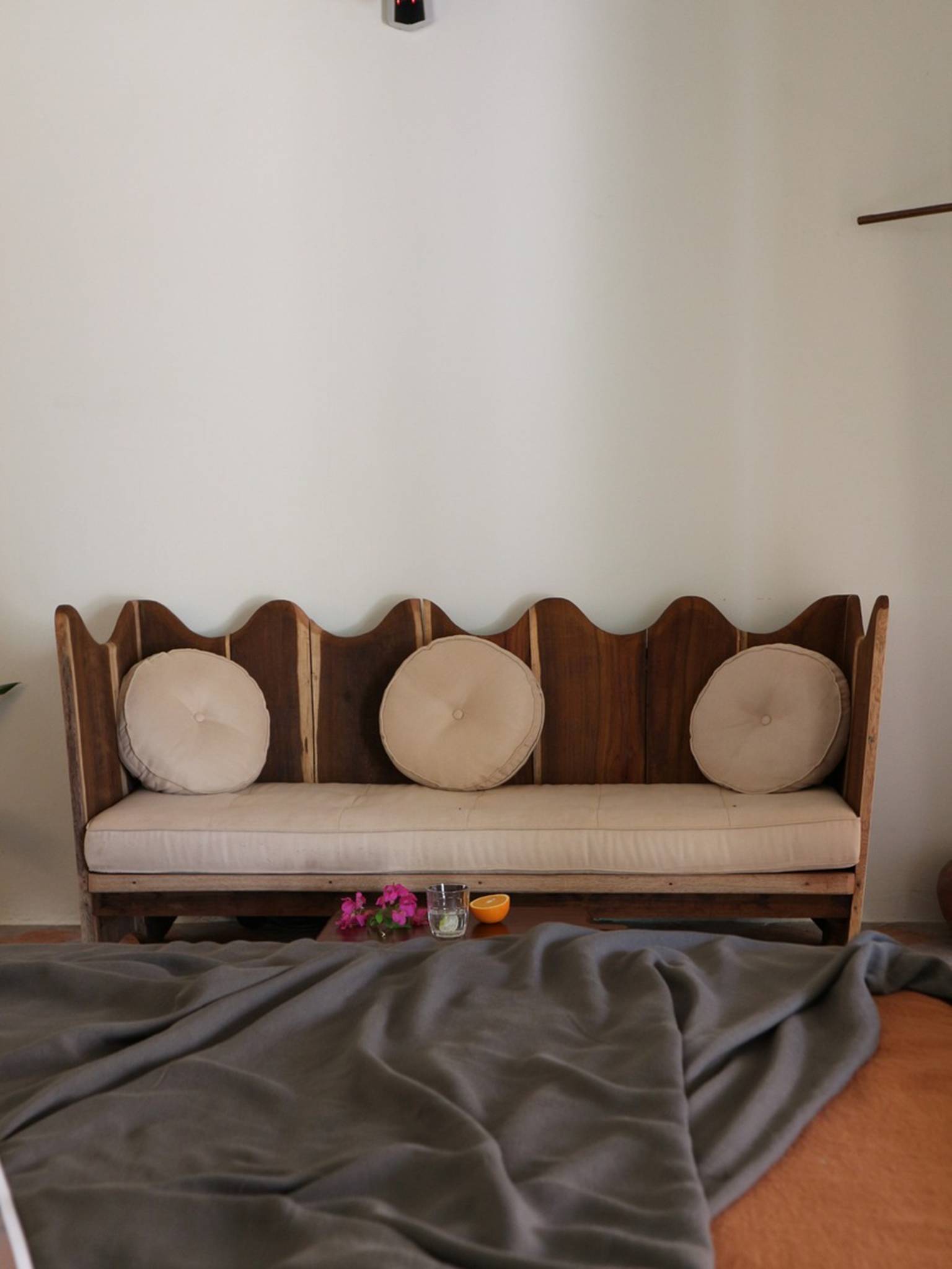 Ông bố xây nhà ven biển chỉ vì câu nói muốn nằm nghe tiếng sóng, ngắm sao trời của con gái-10