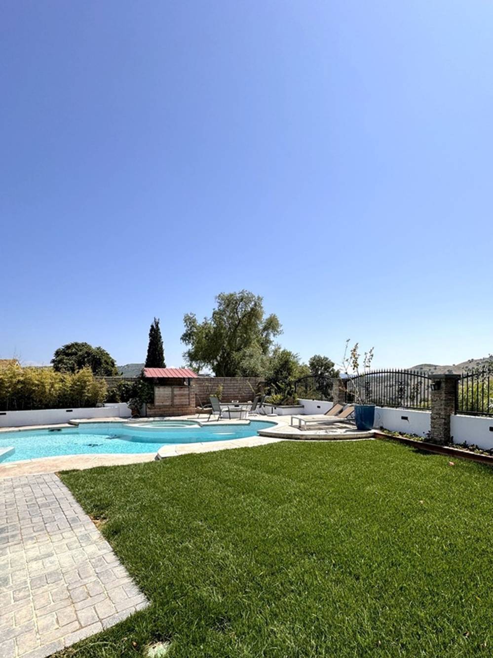 Bạn trai chi 7 tỷ đồng cải tạo nhà cho Ngọc Quyên nghỉ dưỡng-5