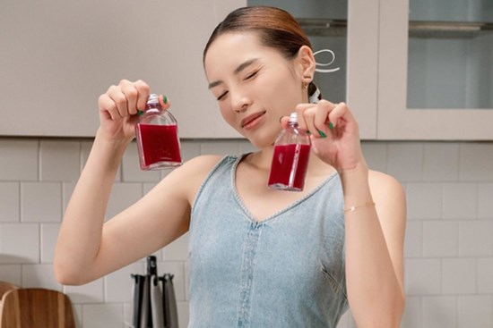 Công thức nước detox, đào thải độc tố, giảm mỡ của Kỳ Duyên cực dễ làm tại nhà