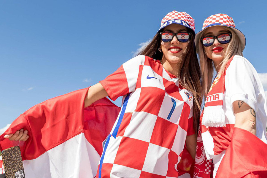 Vẻ đẹp đốt cháy khán đài EURO 2024-5