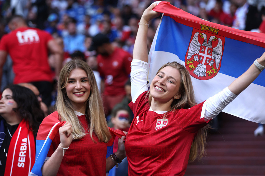 Vẻ đẹp đốt cháy khán đài EURO 2024-8