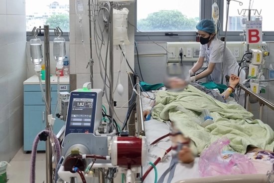 Người phụ nữ sốc phản vệ, suy đa tạng khi làm đẹp tại nhà