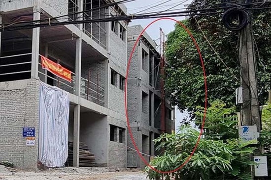 Đứt cáp vận thang ở Hà Nội, 3 người chết, 7 người bị thương