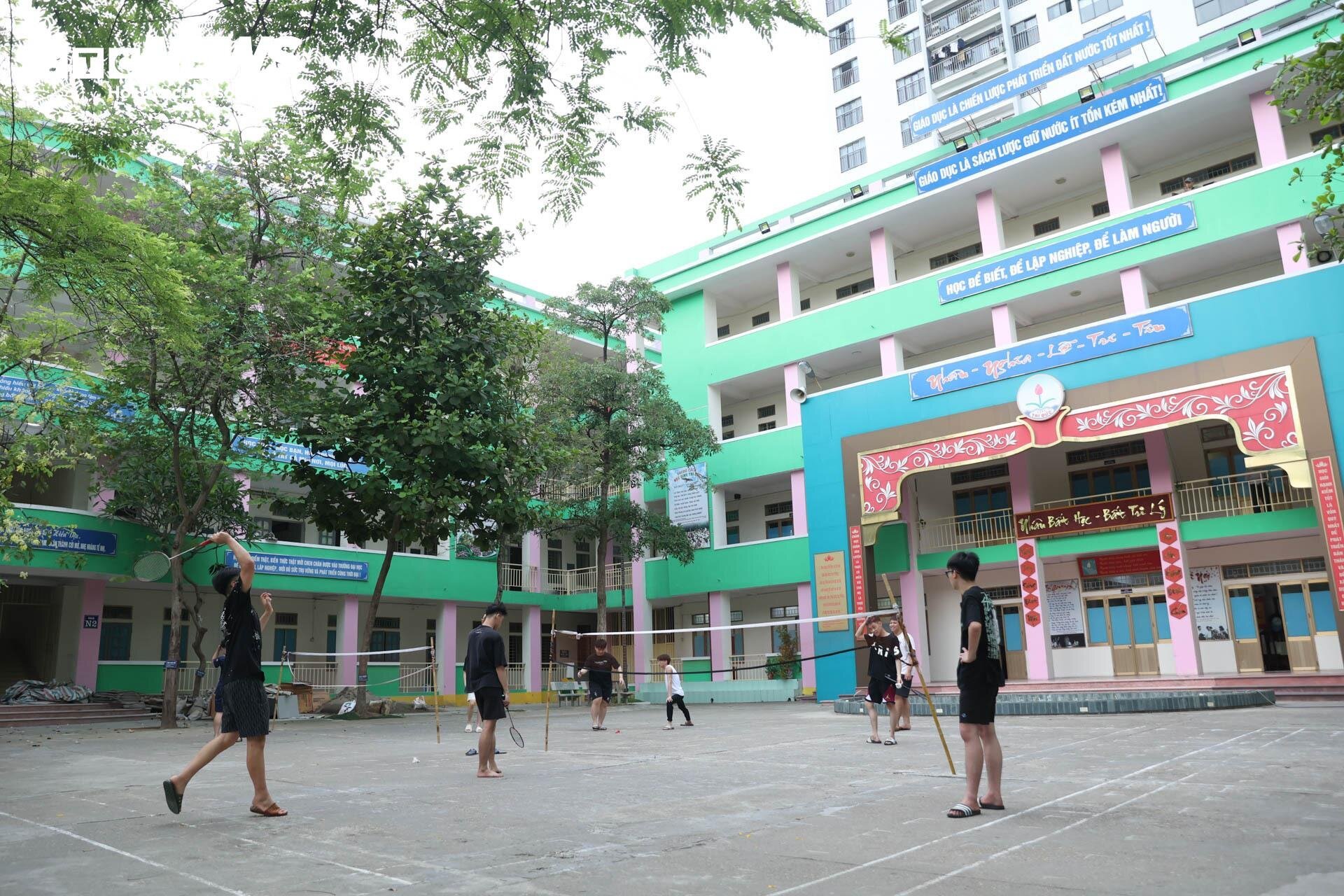 Sĩ tử ăn ngủ tại trường, tận dụng từng giây từng phút ôn thi tốt nghiệp THPT-7