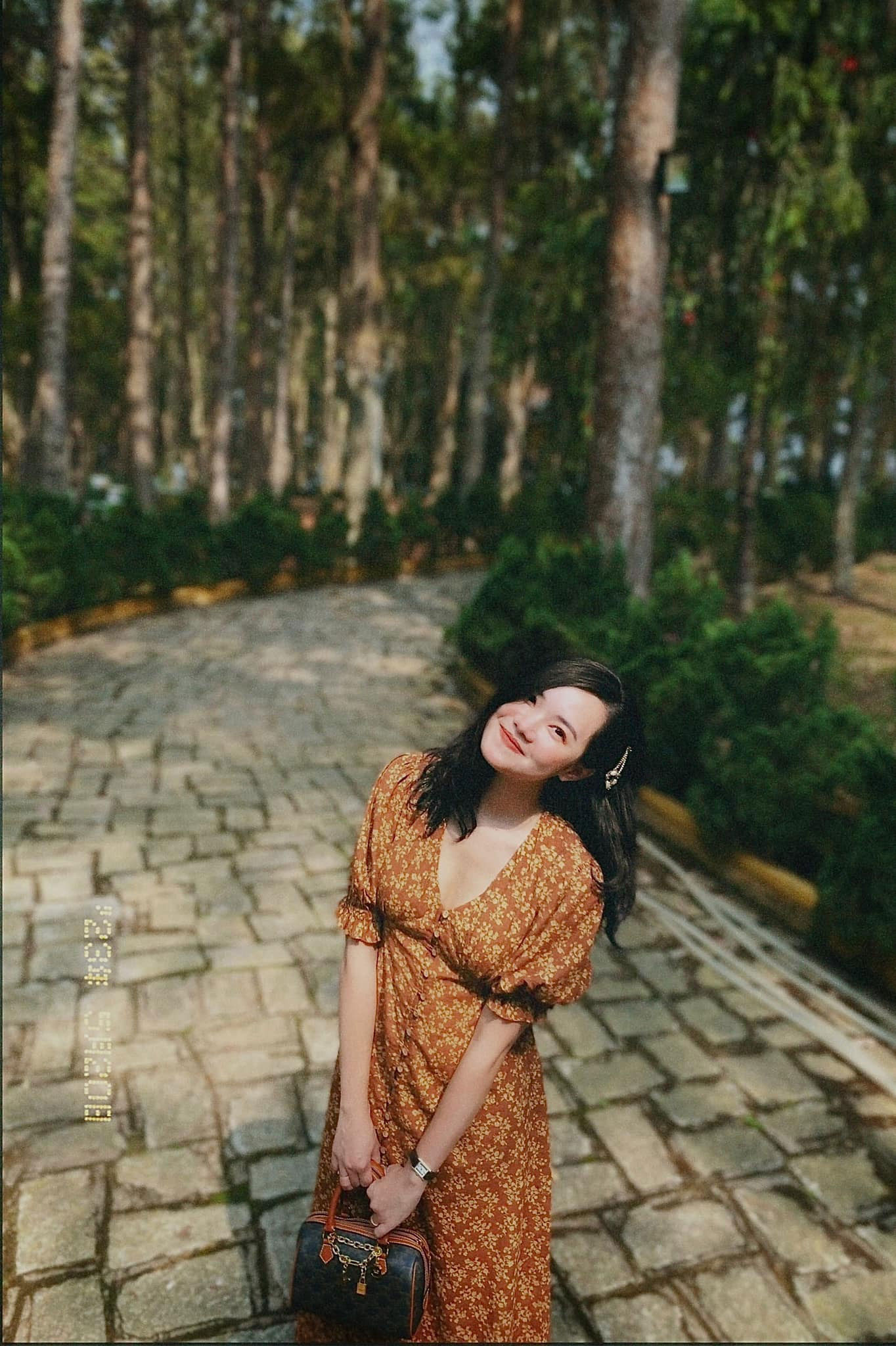 Cuộc sống hiện tại của MC xinh đẹp nghỉ VTV lấy chồng nhạc trưởng hơn 15 tuổi-11