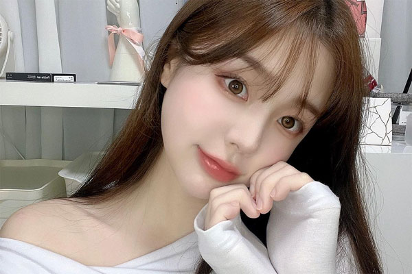 Học phụ nữ Hàn dưỡng da với keo ong để da căng mịn và ngừa lão hóa-2