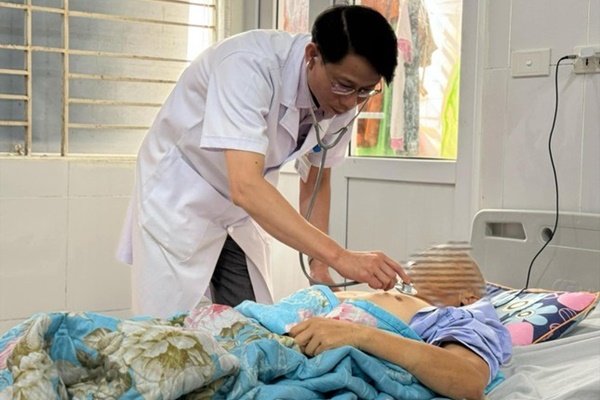 Nhiều bệnh nhân cao tuổi ở Quảng Ninh nhiễm bệnh Whitmore-2