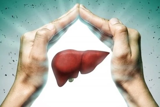 Cách bảo vệ gan khi thức khuya xem bóng đá