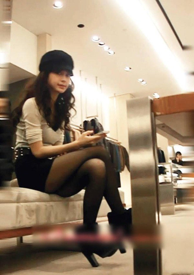 Cơn ác mộng bị quay lén lúc thay đồ-5