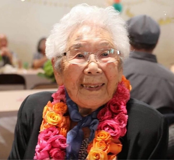 4 bí quyết sống thọ của cụ bà 110 tuổi, vẫn đi bộ 6km mỗi ngày mà không biết mệt-1