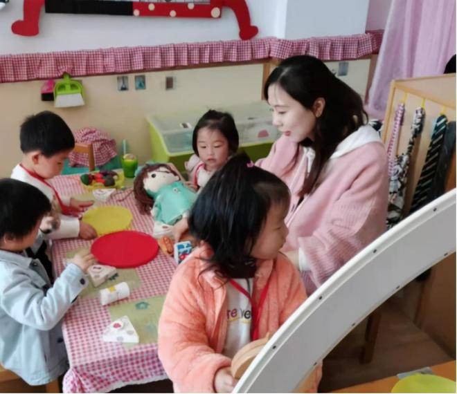 Con đi mẫu giáo cả tháng không lên lạng nào còn sụt ký, mẹ đến trường thấy bữa trưa thì chết đứng-5