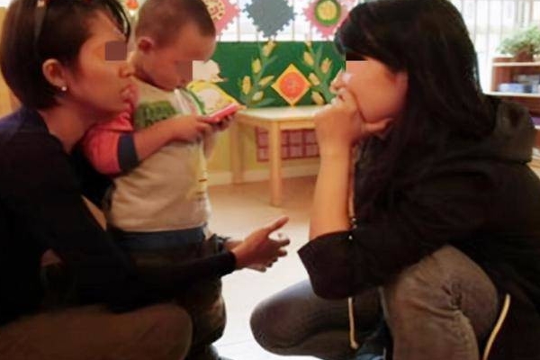 Đứa trẻ uống nhiều sữa hay trẻ ham đồ ăn nhanh dễ dậy thì sớm hơn? Bác sĩ chỉ ra điều ít bố mẹ biết-5