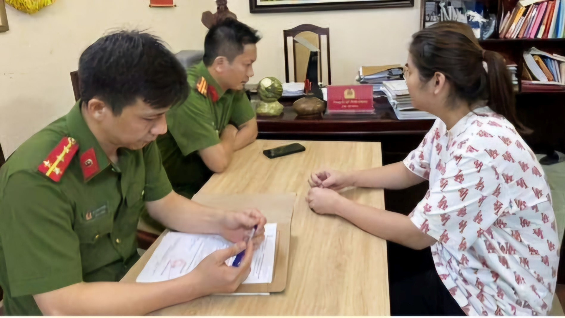 Người phụ nữ ở Thanh Hóa lừa mua bán đất, chiếm đoạt 74 tỷ đồng-1