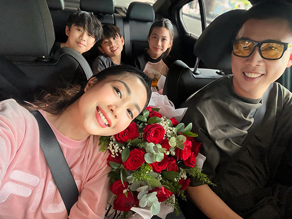 Ốc Thanh Vân đưa các con về Việt Nam hội ngộ chồng và gia đình-1