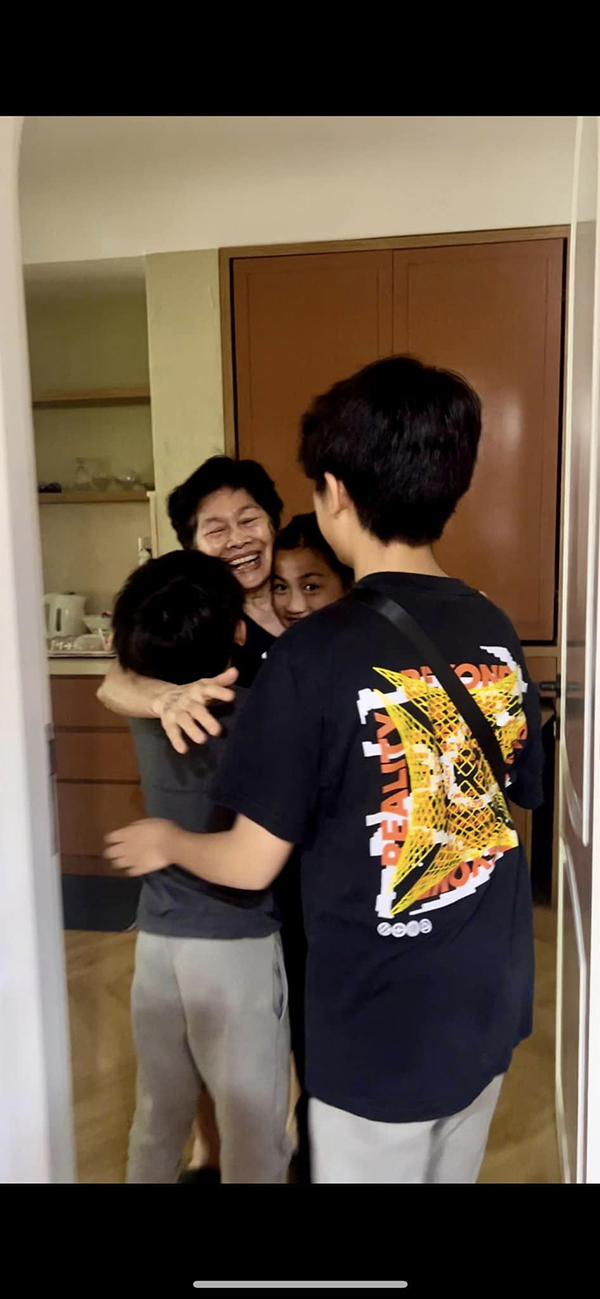 Ốc Thanh Vân đưa các con về Việt Nam hội ngộ chồng và gia đình-2