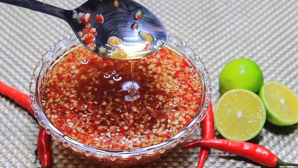 Mẹo luộc thịt ngan mềm, thơm ngon như nhà hàng, quán nhậu-2